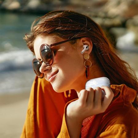 Чехол для Airpods Pro 2 Elago CLEAR HANG CASE (EAPP2CL-HANG-CL) Прозрачный